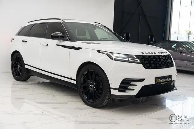 Land Rover Range Rover Velar view 5