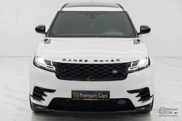 Land Rover Range Rover Velar view 4