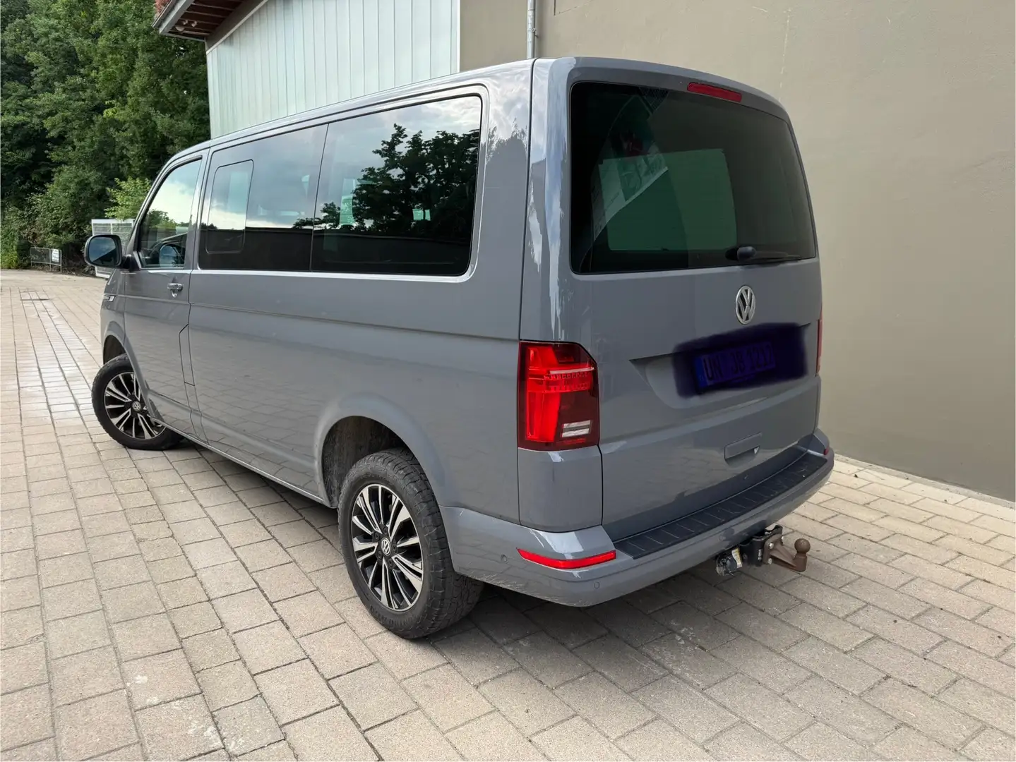 Volkswagen T6.1 Multivan Comfortline 2,0l TDI 4motion Gris - 2