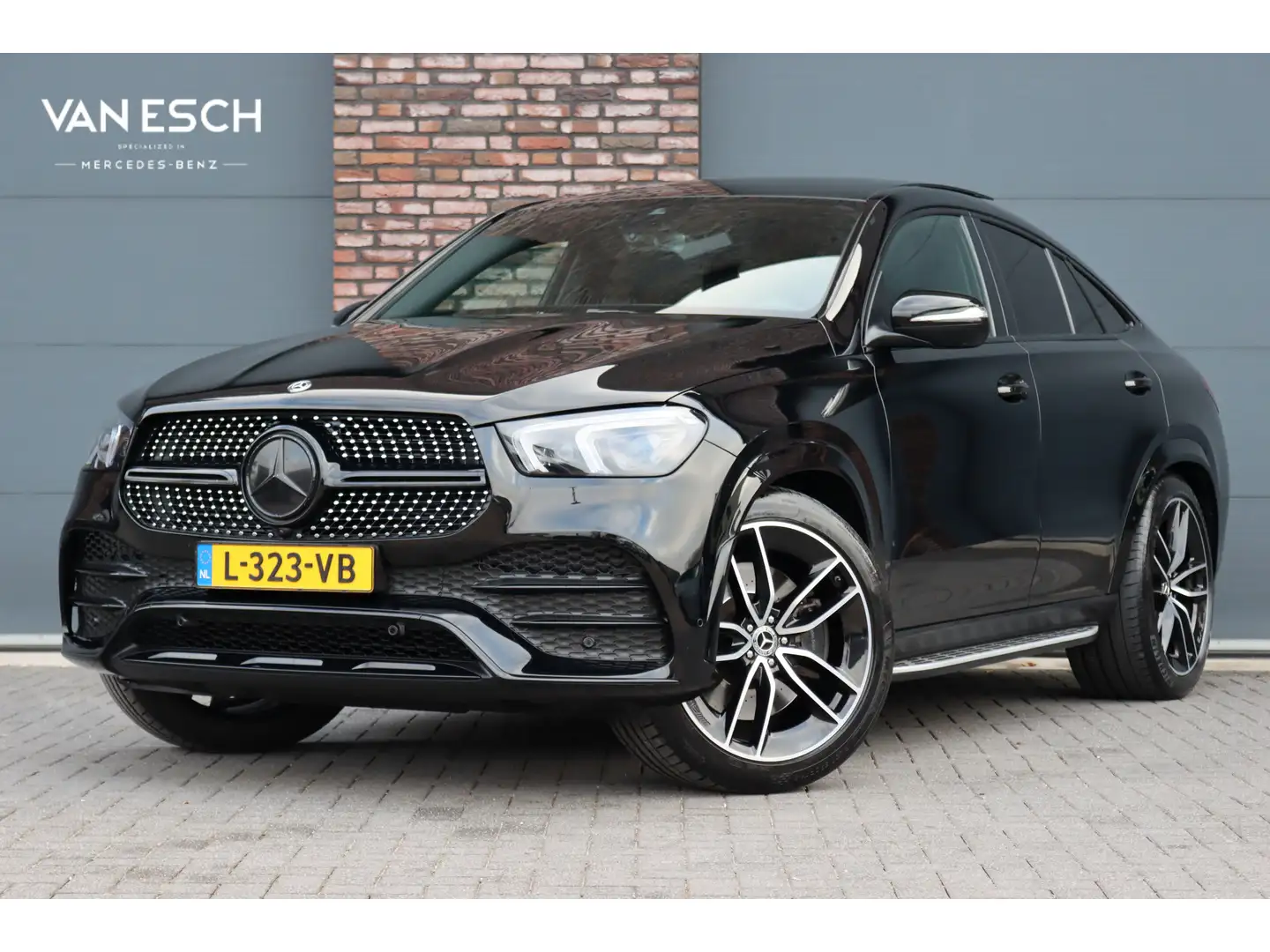 Mercedes-Benz GLE 350 Coupé d 4MATIC AMG Line | Luchtvering | Burmester Zwart - 1