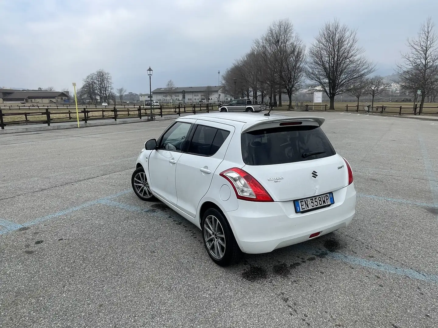 Suzuki Swift 5p 1.3 ddis GL Safety Pack 75cv - 1