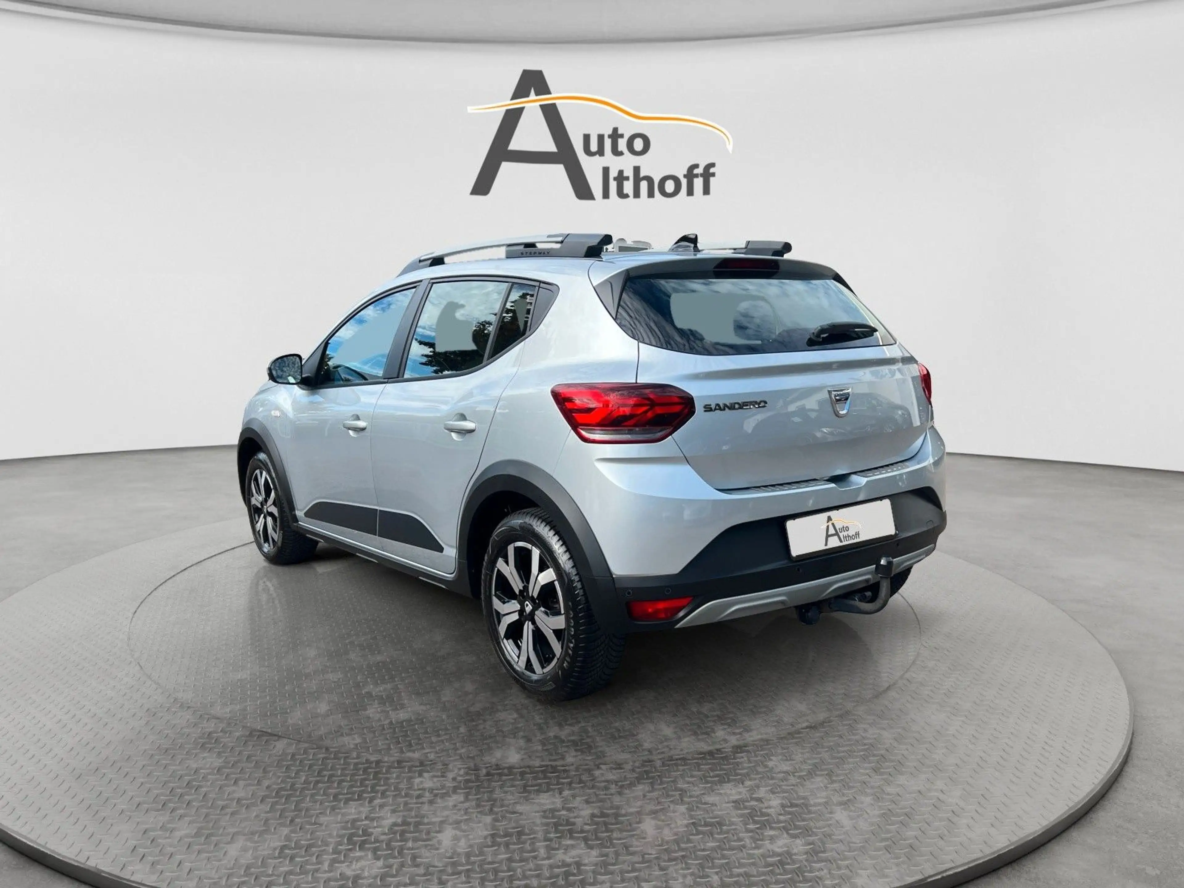 Dacia Sandero III 1.0 TCe 90 Stepway Comfort AHK SHZ — photo 5
