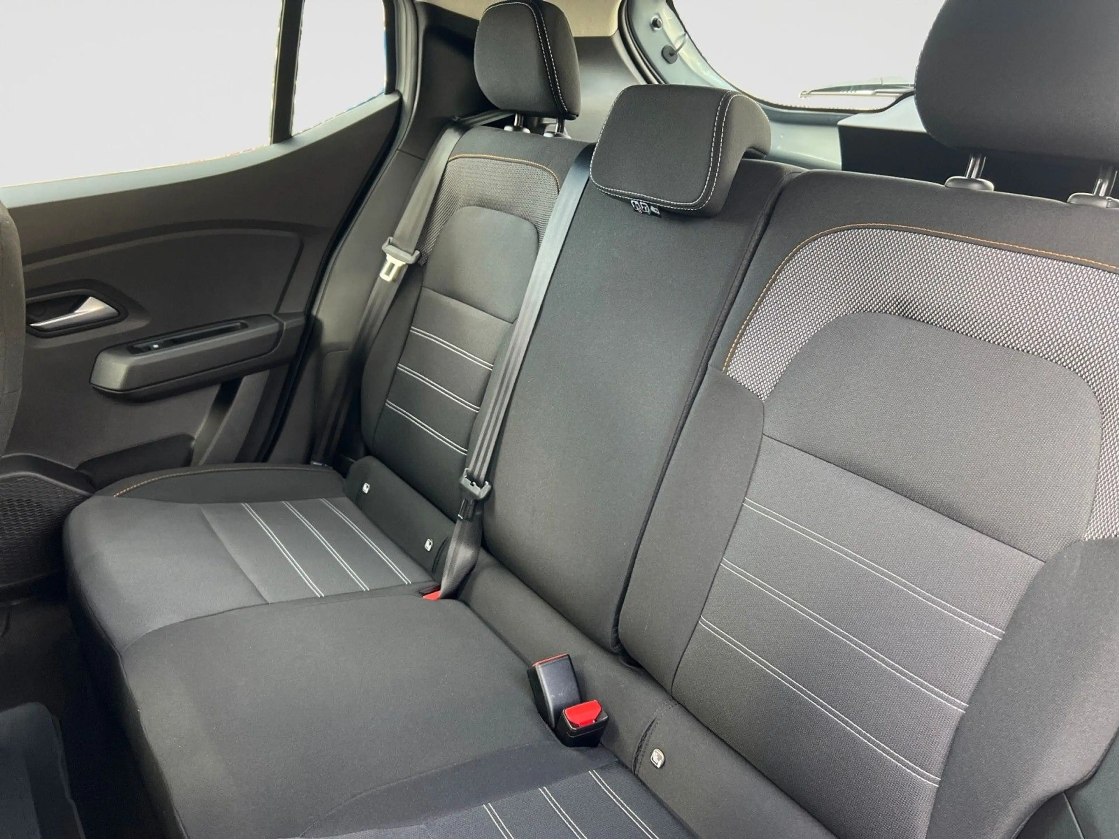 Dacia Sandero III 1.0 TCe 90 Stepway Comfort AHK SHZ — photo 15