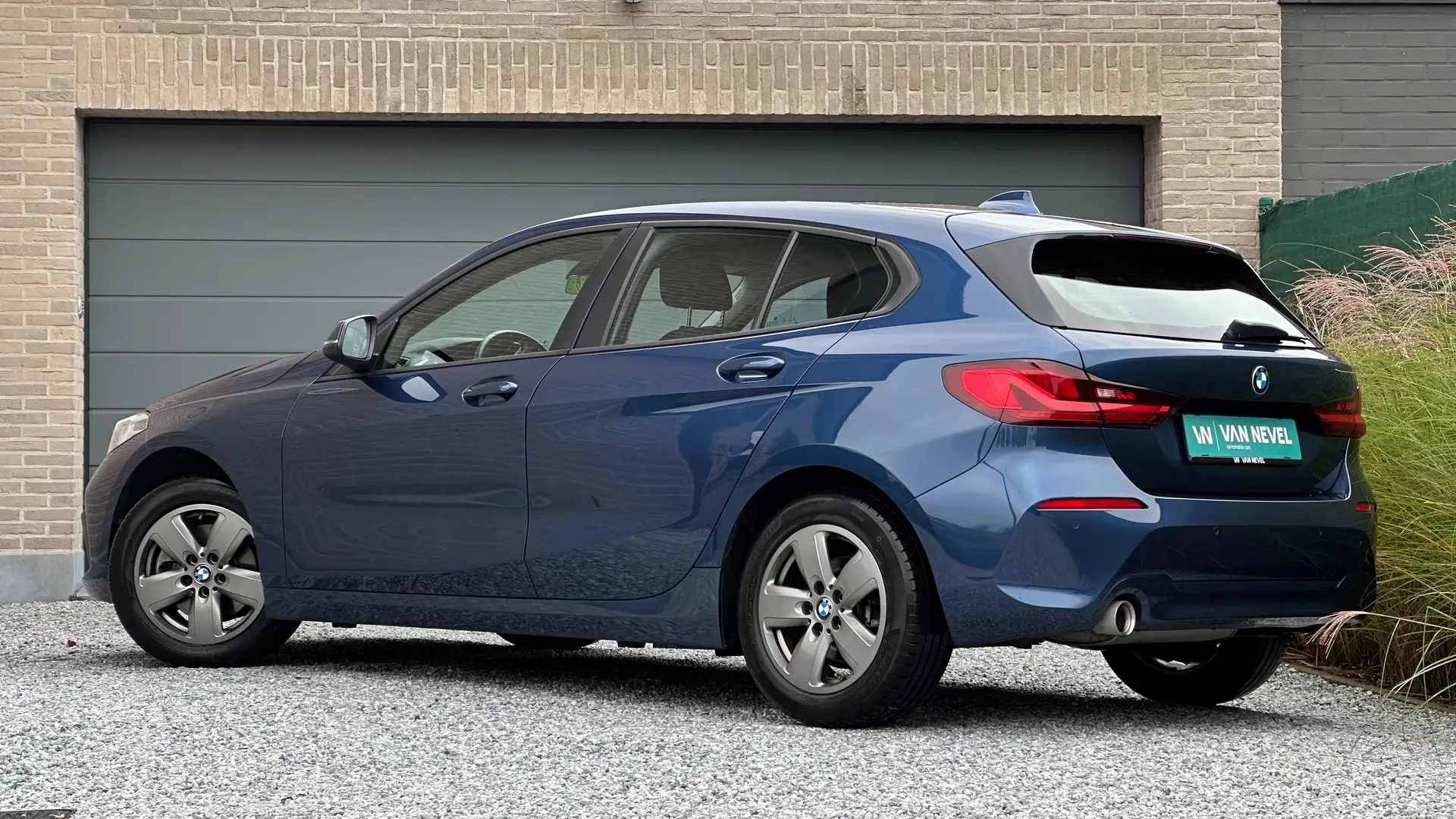 BMW 116 Advantage / NAVI / LED / CARPLAY / CRUISE / GARANT Bleu - 2