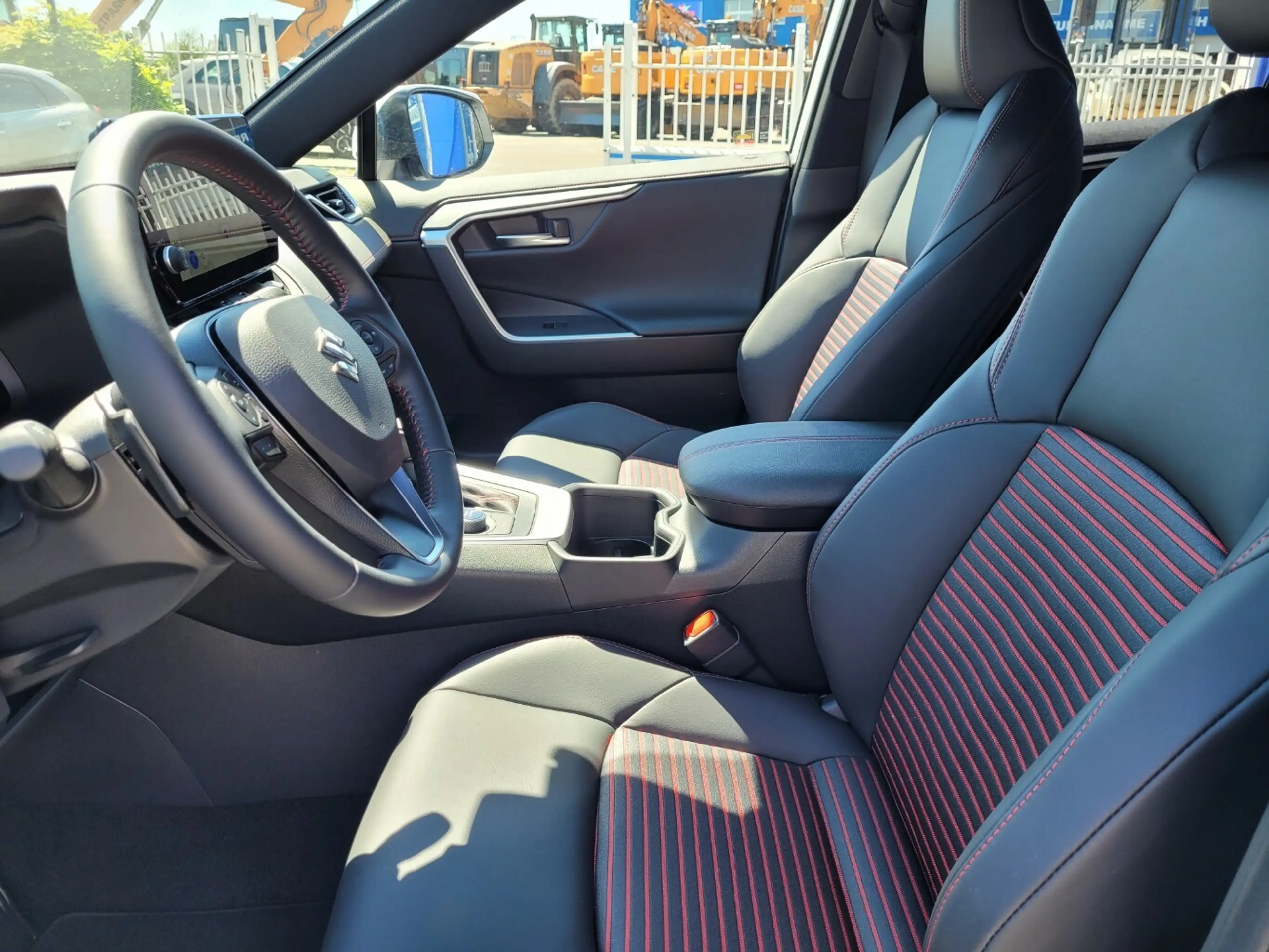 Suzuki Across PLUG-IN HYBRID Comfort+ (baugl. Toyota RAV4) — photo 11