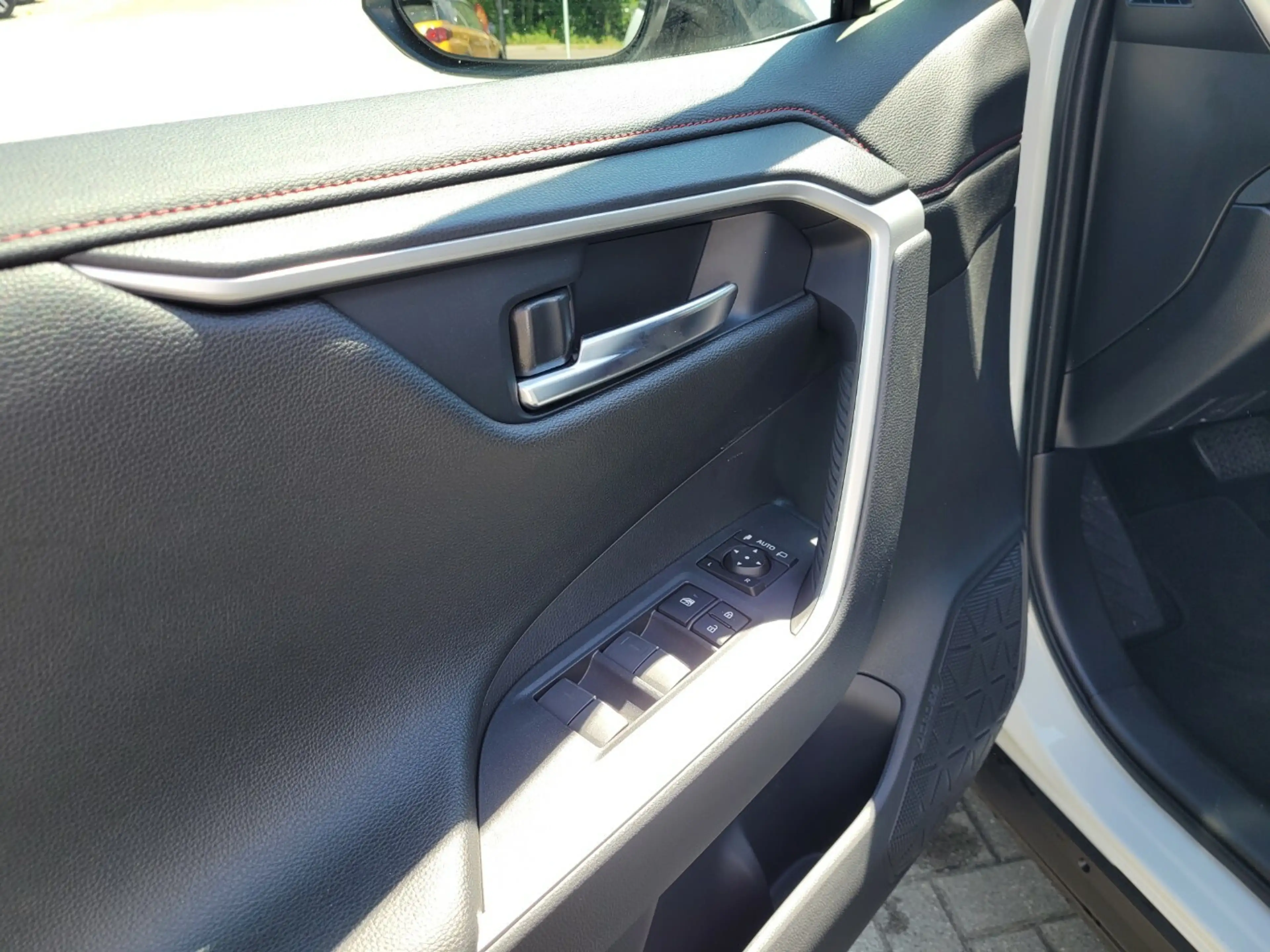 Suzuki Across PLUG-IN HYBRID Comfort+ (baugl. Toyota RAV4) — photo 10