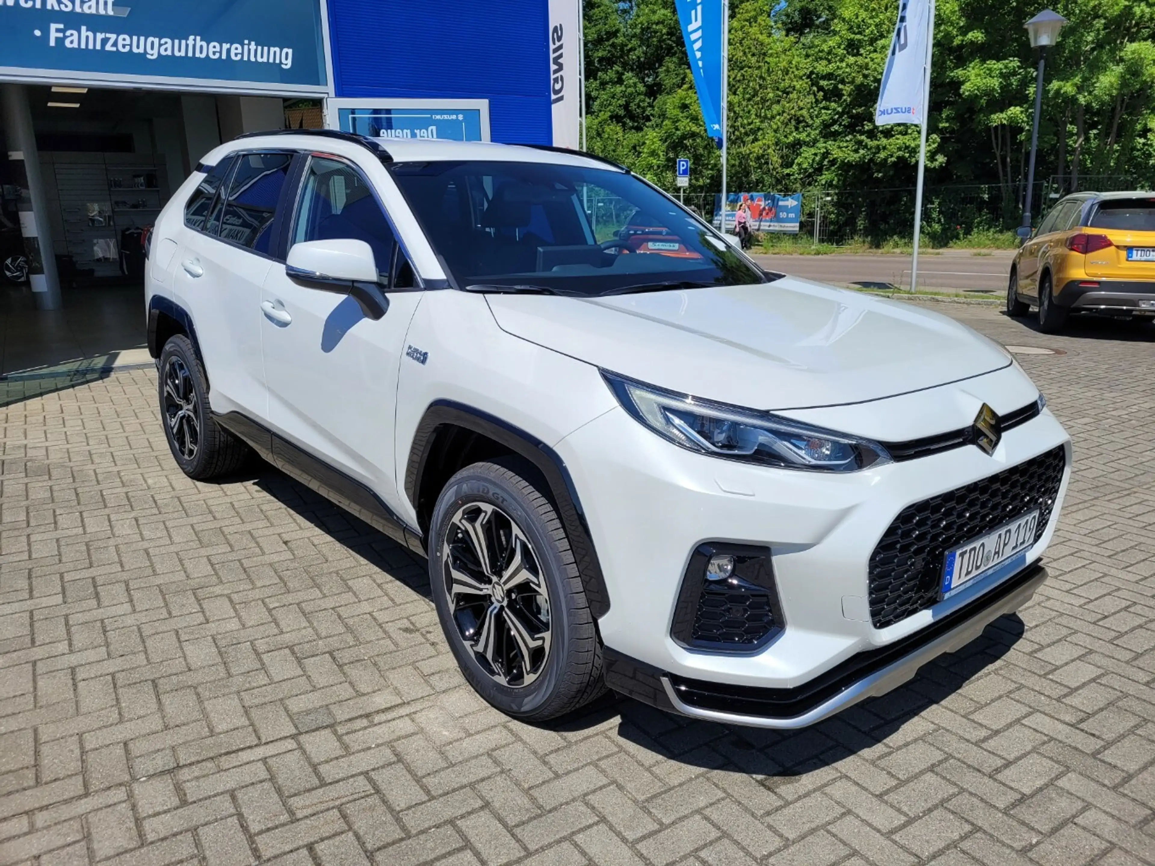 Suzuki Across PLUG-IN HYBRID Comfort+ (baugl. Toyota RAV4) — photo 4