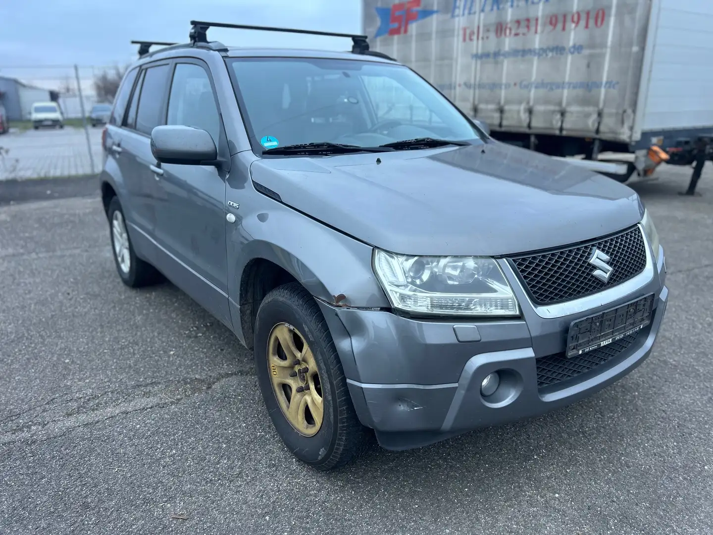 Suzuki Grand Vitara 1.9 DDIS X 30 (5-trg.) Grau - 2