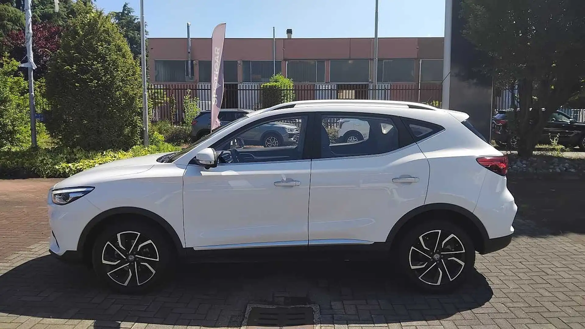 MG MG ZS 1.5 Luxury Blanco - 2