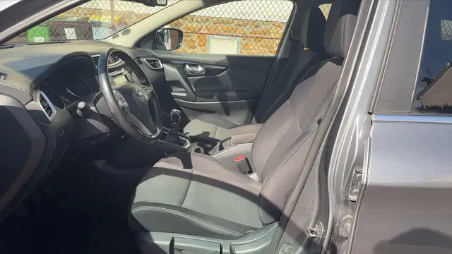 Nissan Qashqai view 25