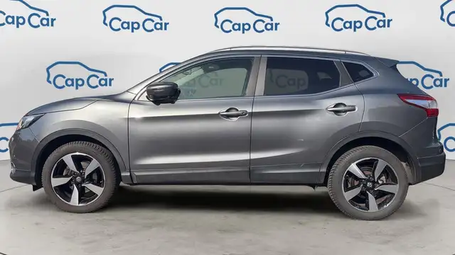 Nissan Qashqai view 2