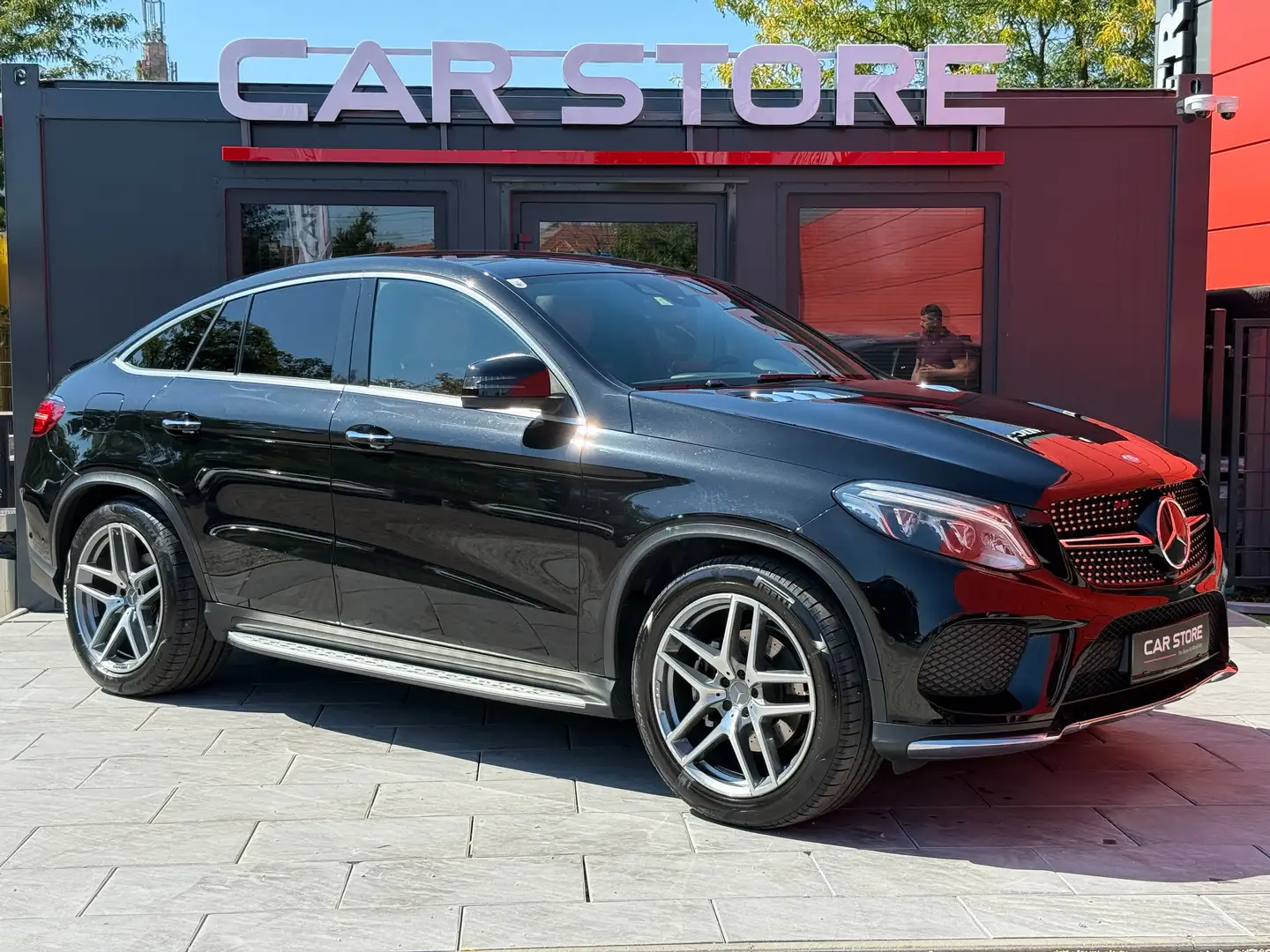 Mercedes-Benz GLE 350 d|4Matic|Pano|360°|Distronic|Luftfahrw.|Voll** Schwarz - 1