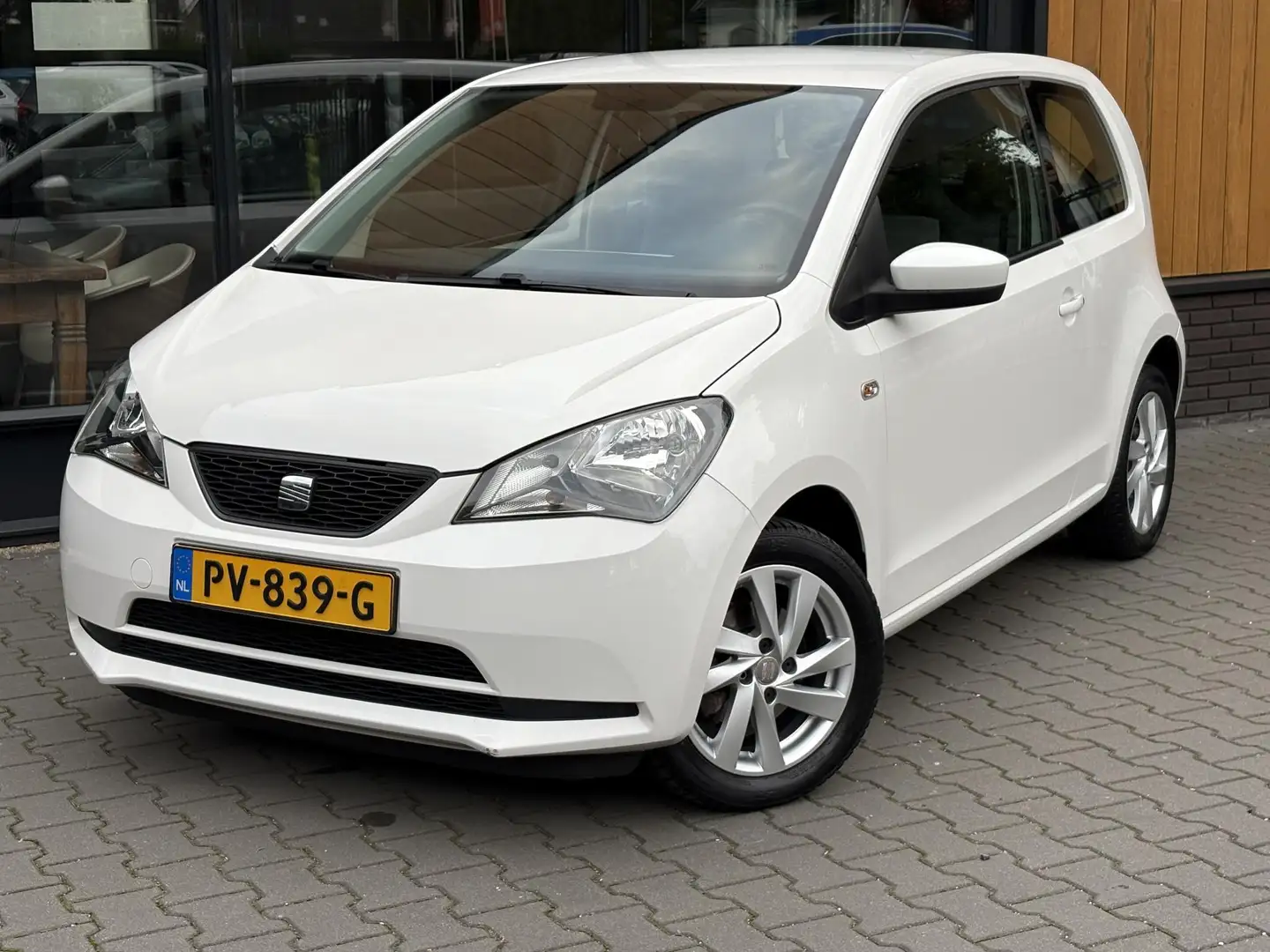 SEAT Mii 1.0 Style Airco, Lichtmetalen velgen, Garantie Wit - 2
