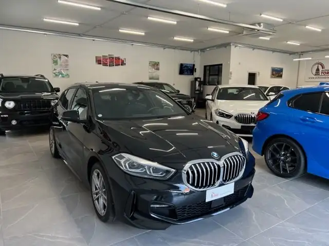 BMW 1 Series view 3