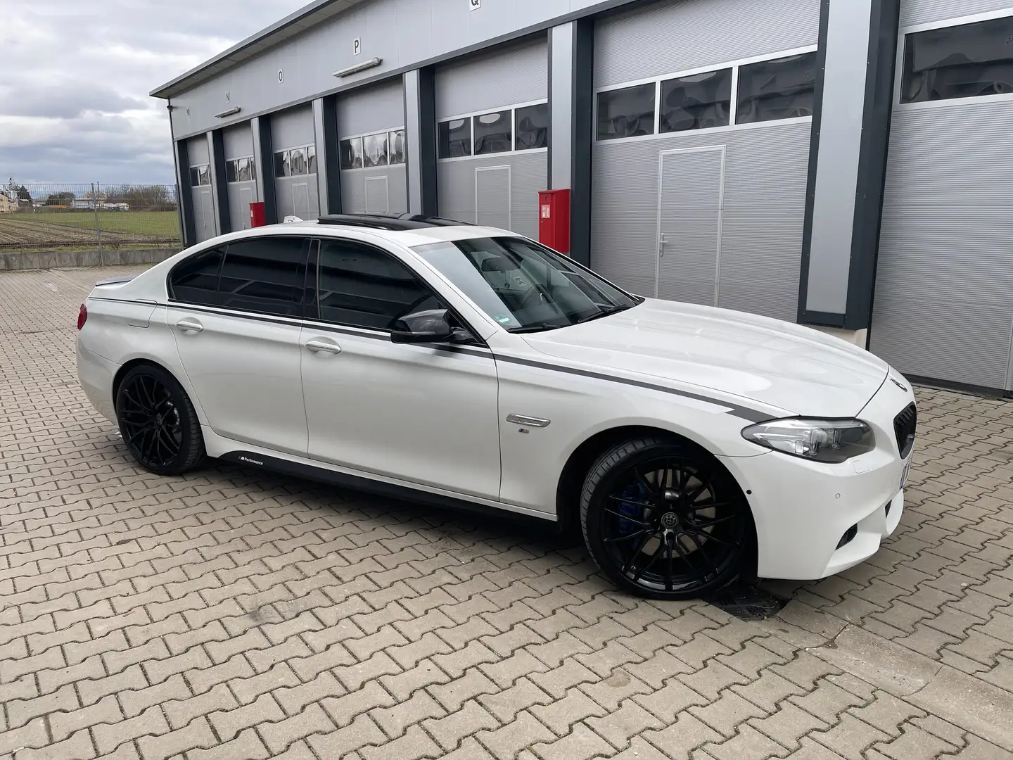 BMW 550 550i Aut. Blanc - 2