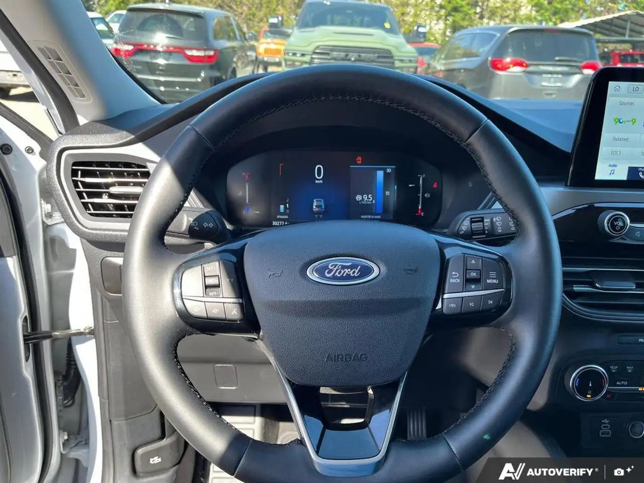 Ford Escape снимка Ford Escape