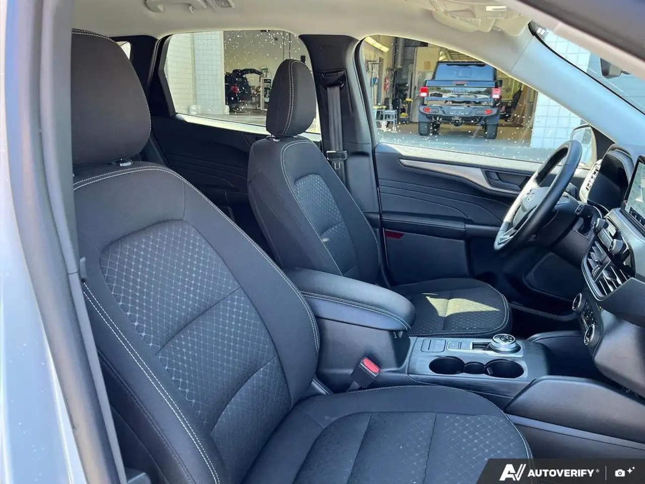 Ford Escape снимка Ford Escape