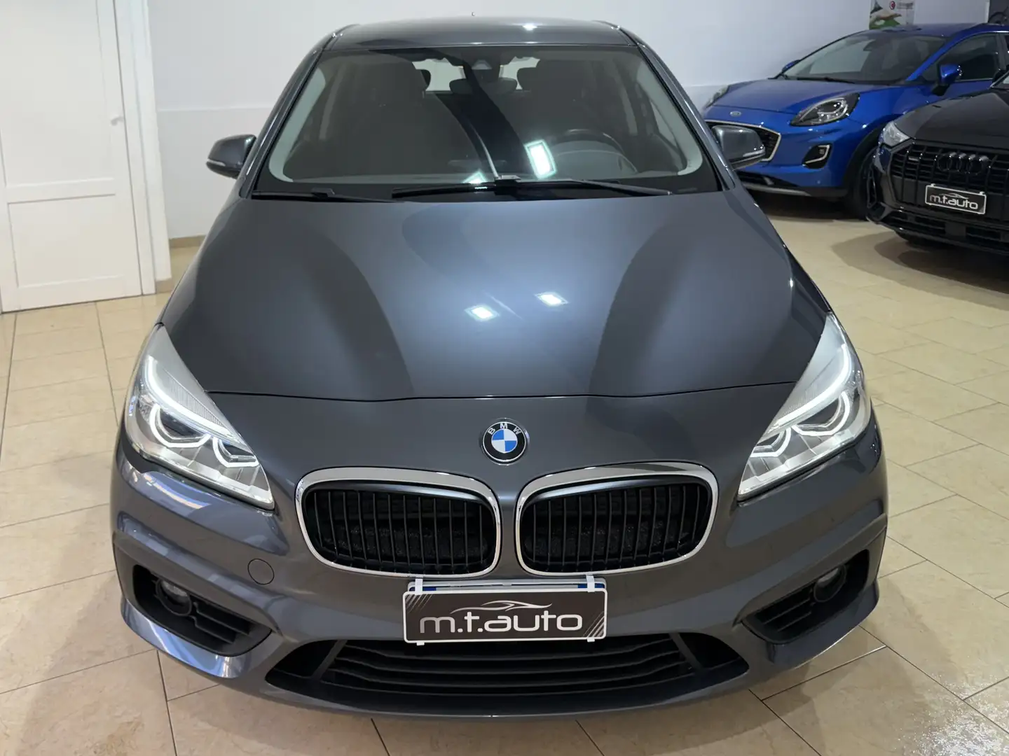 BMW 218 218d Active Tourer Advantage auto Grigio - 2