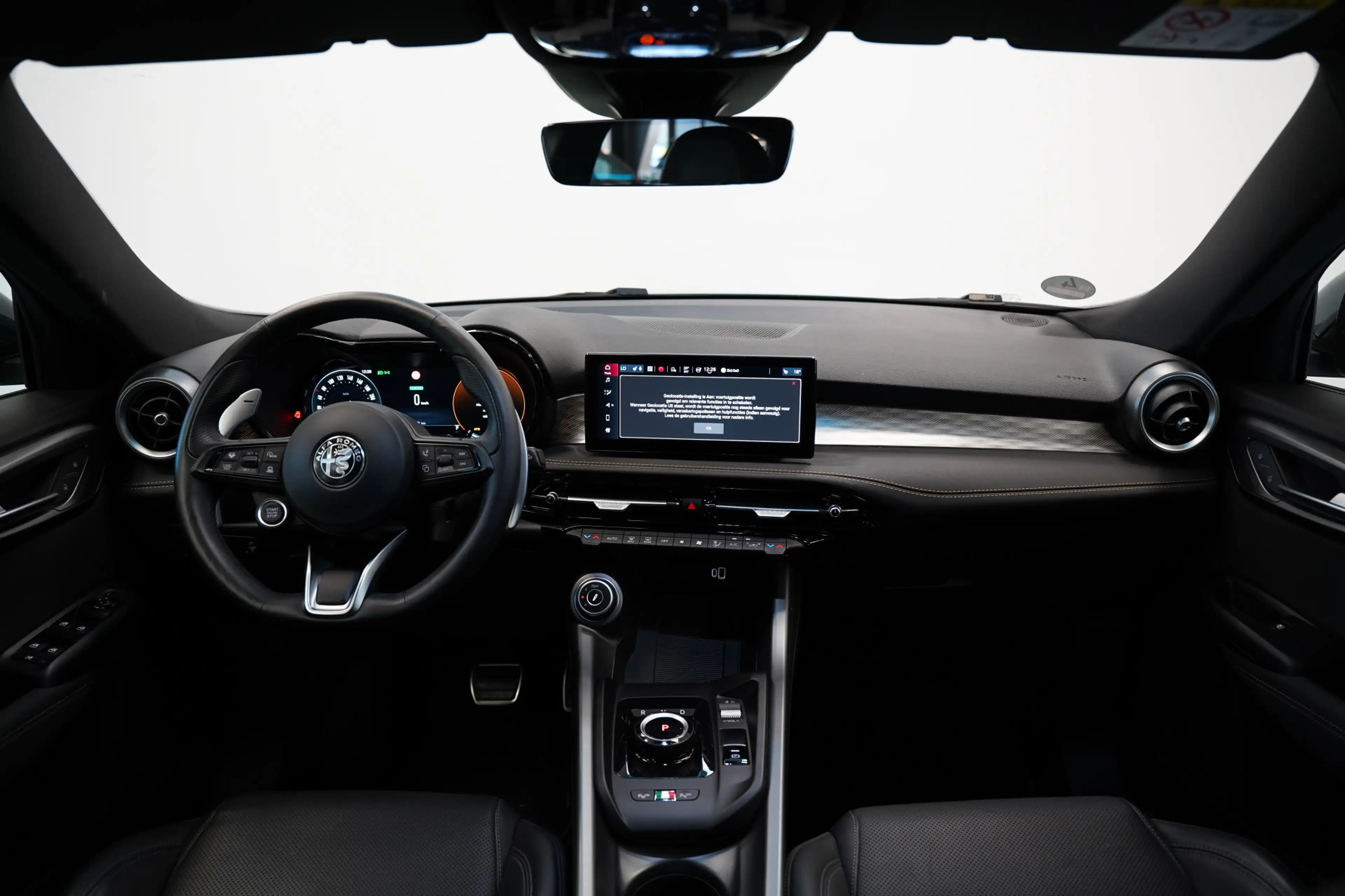 Alfa Romeo Tonale 1.5T Hybrid Sprint ACC PDC 360 Camera Leder NAP! — photo 6