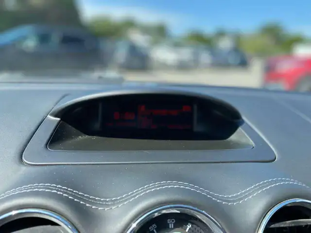 Peugeot RCZ view 10