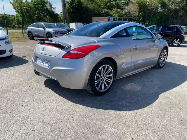 Peugeot RCZ view 4