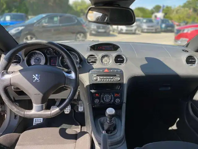 Peugeot RCZ view 7