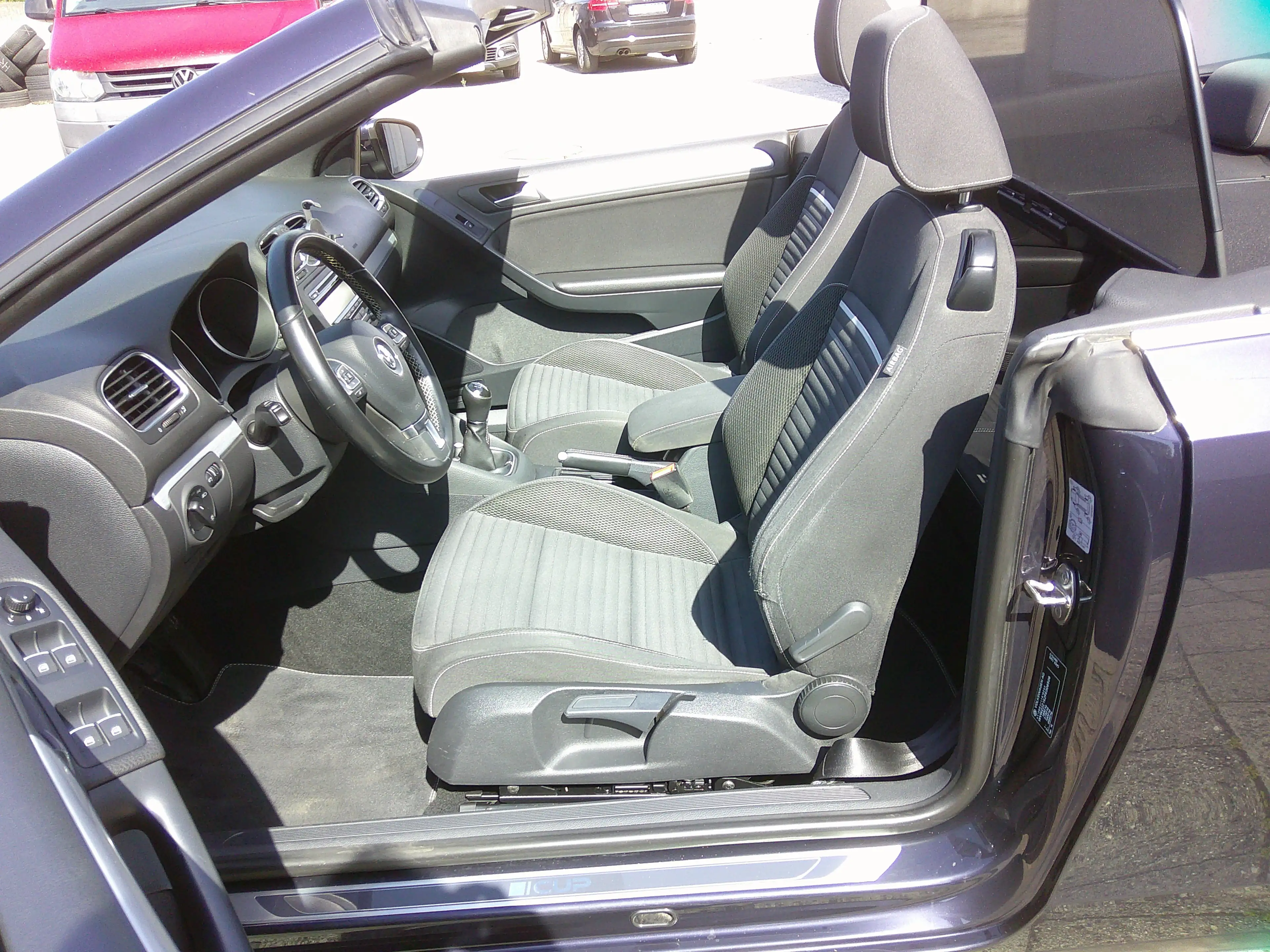 Volkswagen Golf Cabriolet CUP Klima / AHK — photo 5