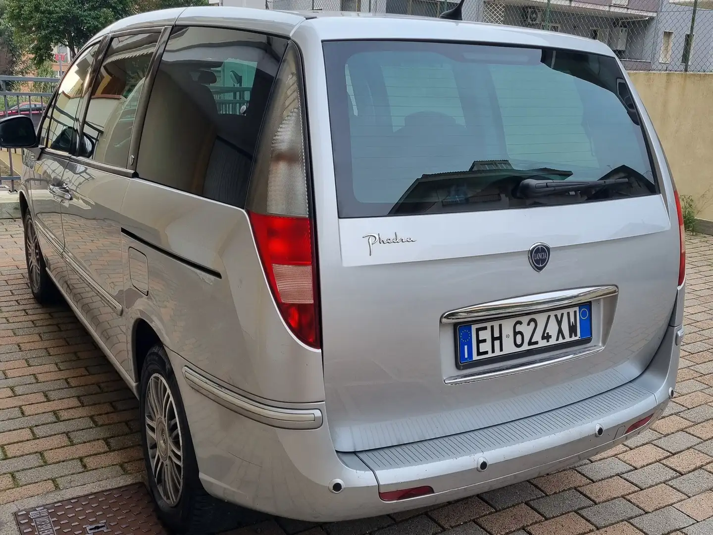 Lancia Phedra Phedra 2.0 mjt Oro 136cv dpf Argintiu - 1