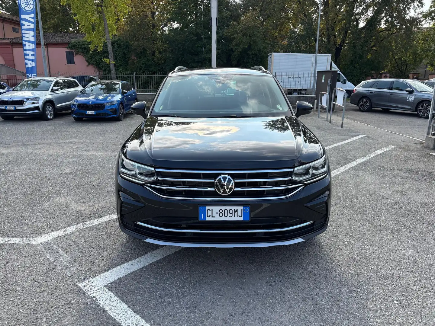 Volkswagen Tiguan Tiguan 2.0 TDI 150 CV SCR DSG Elegance Nero - 2