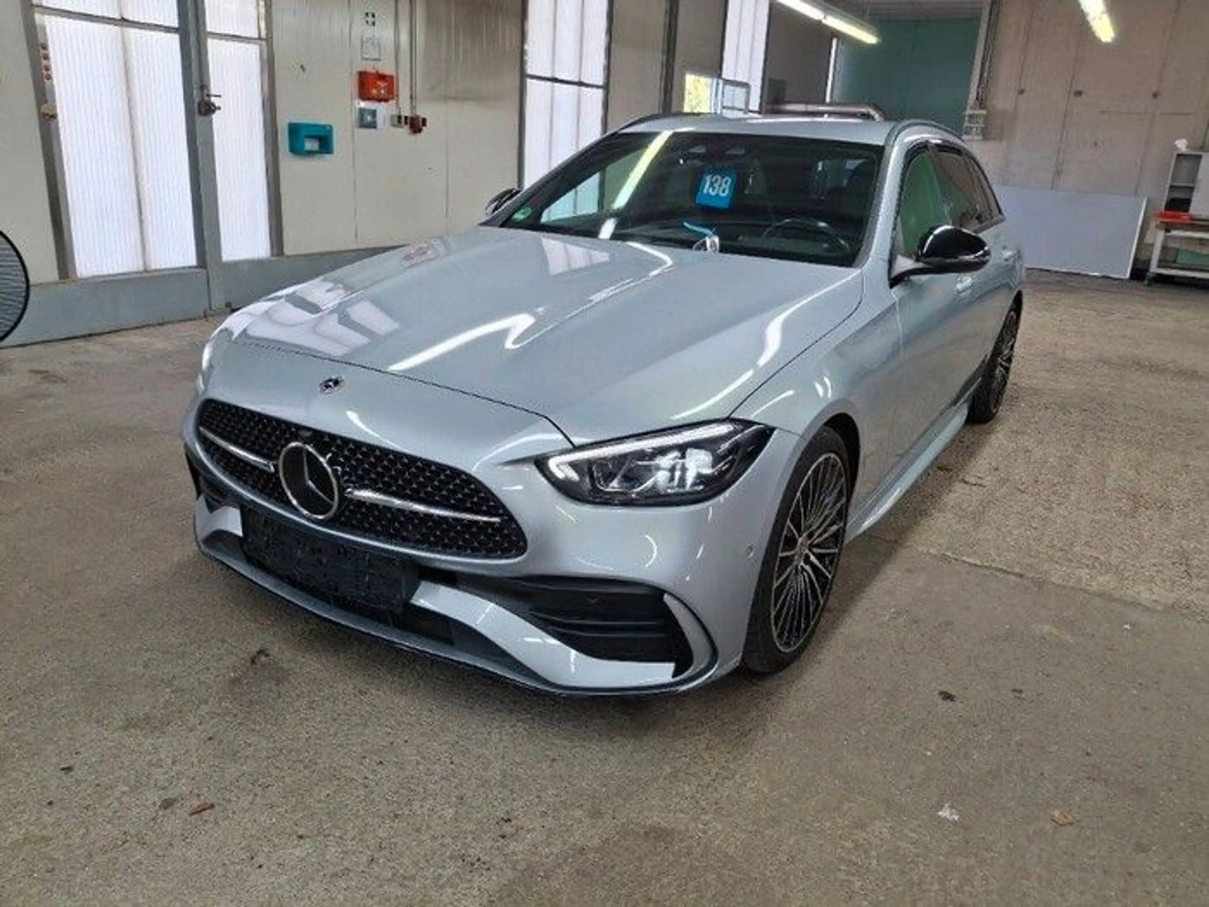 Mercedes-Benz C 300 d T AMG Line NIGHT PAKET/DISTRONIC+/AHK/19