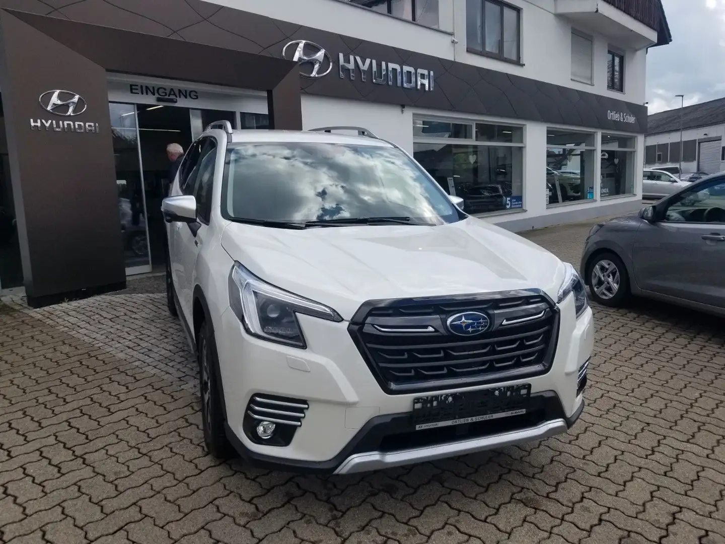 Subaru Forester 2.0ie Comfort Lineartronic Blanco - 2
