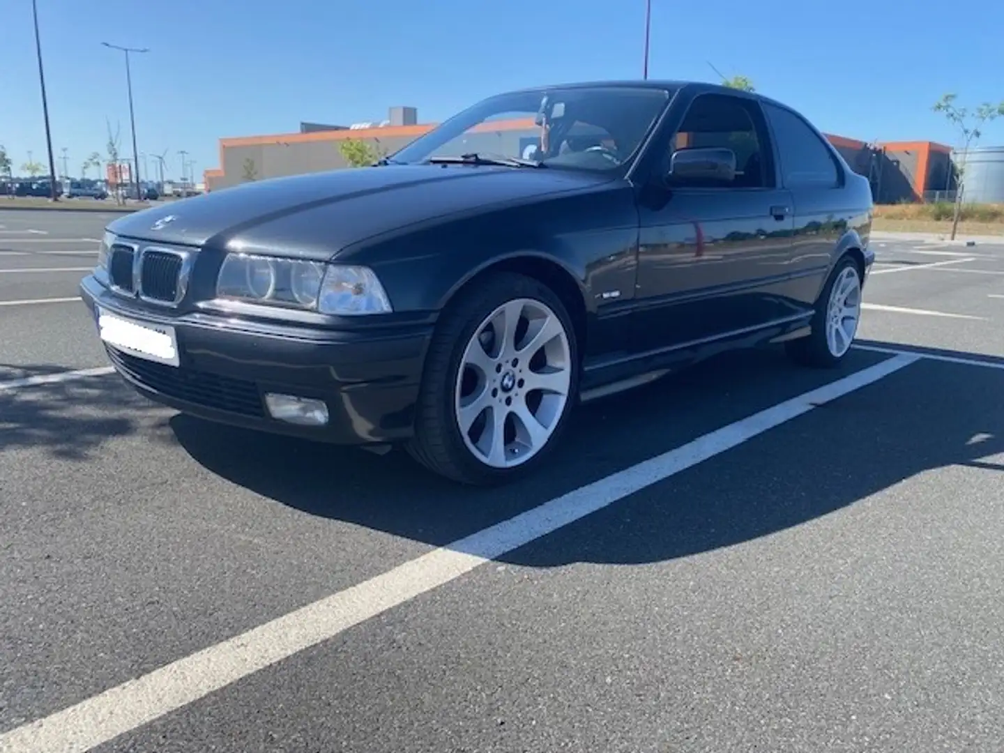 BMW 318 318tds Compact SE Negro - 1