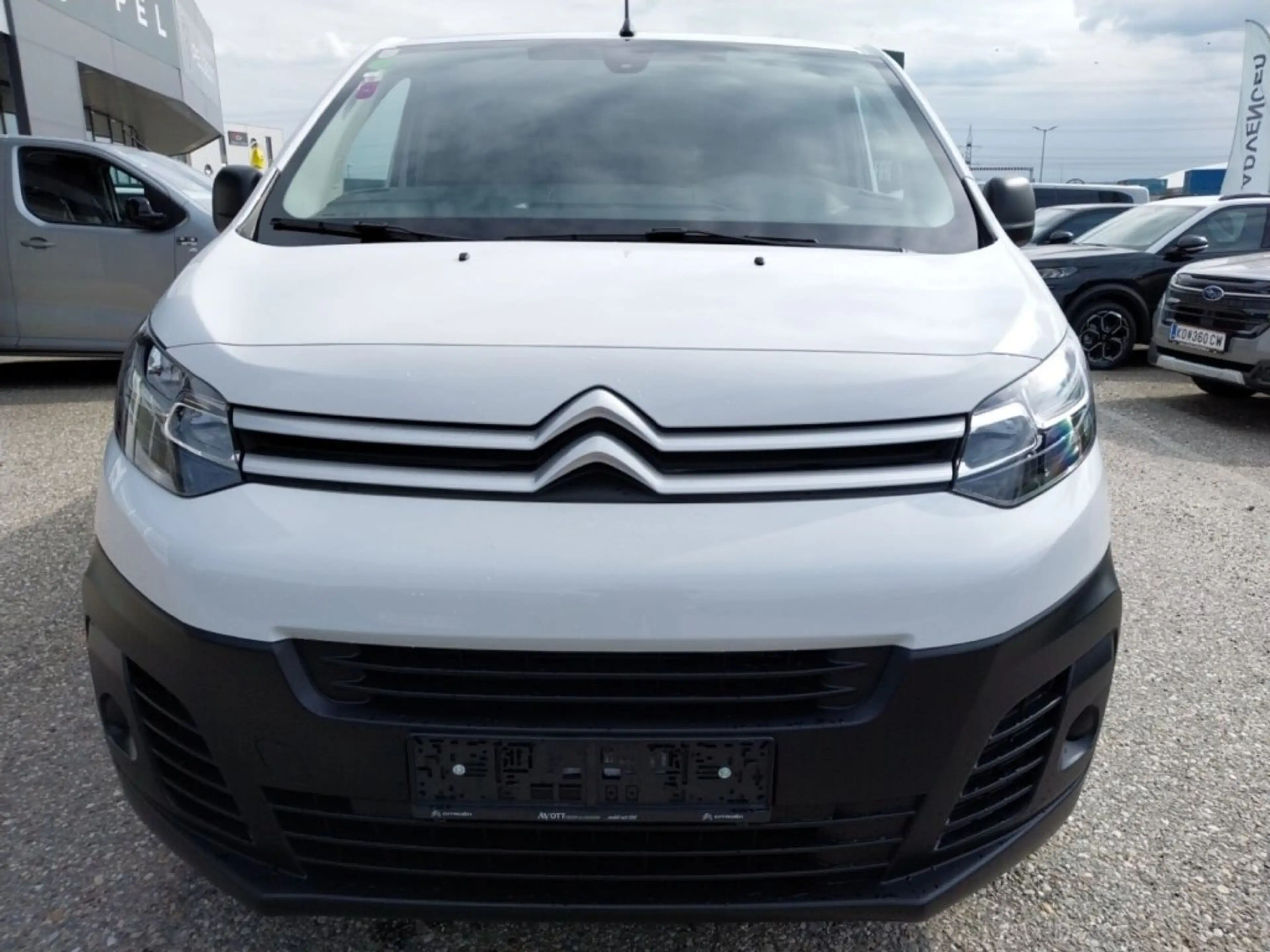 Citroen Jumpy KW XL BlueHDi 145 S&S 6GANG — photo 6
