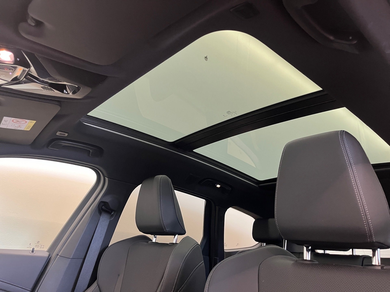 BMW X1 xDrive30e — photo 11