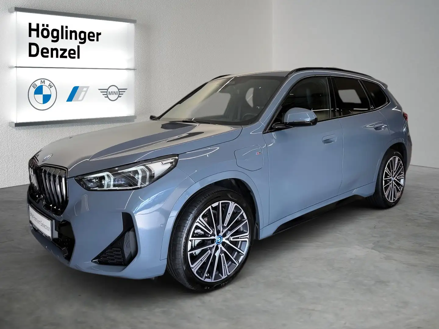 BMW X1 xDrive30e Grau - 2