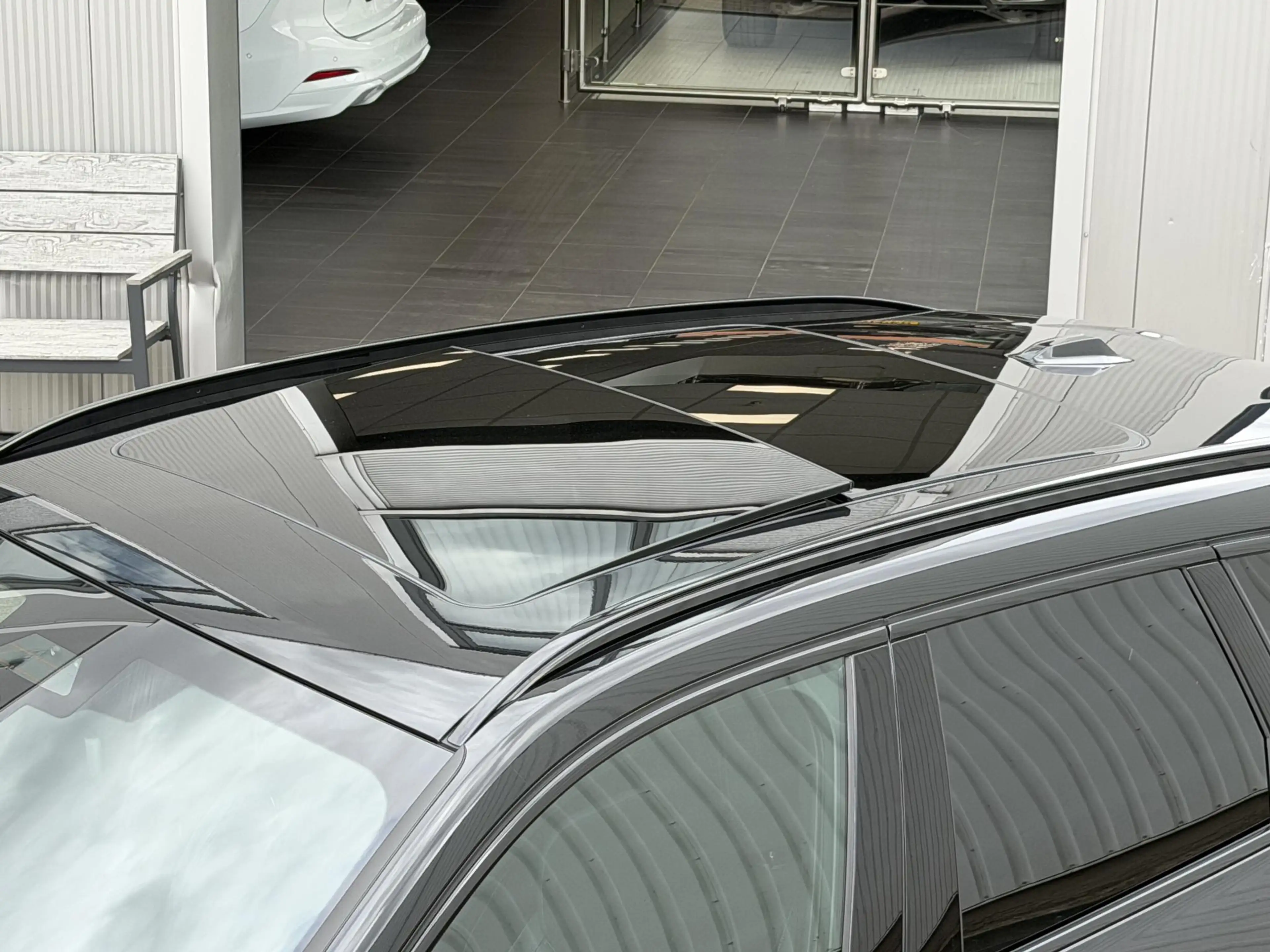 BMW iX1 xDrive30 Launch Edition 67 kWh | Pano-Dak/19"/Adap — photo 10