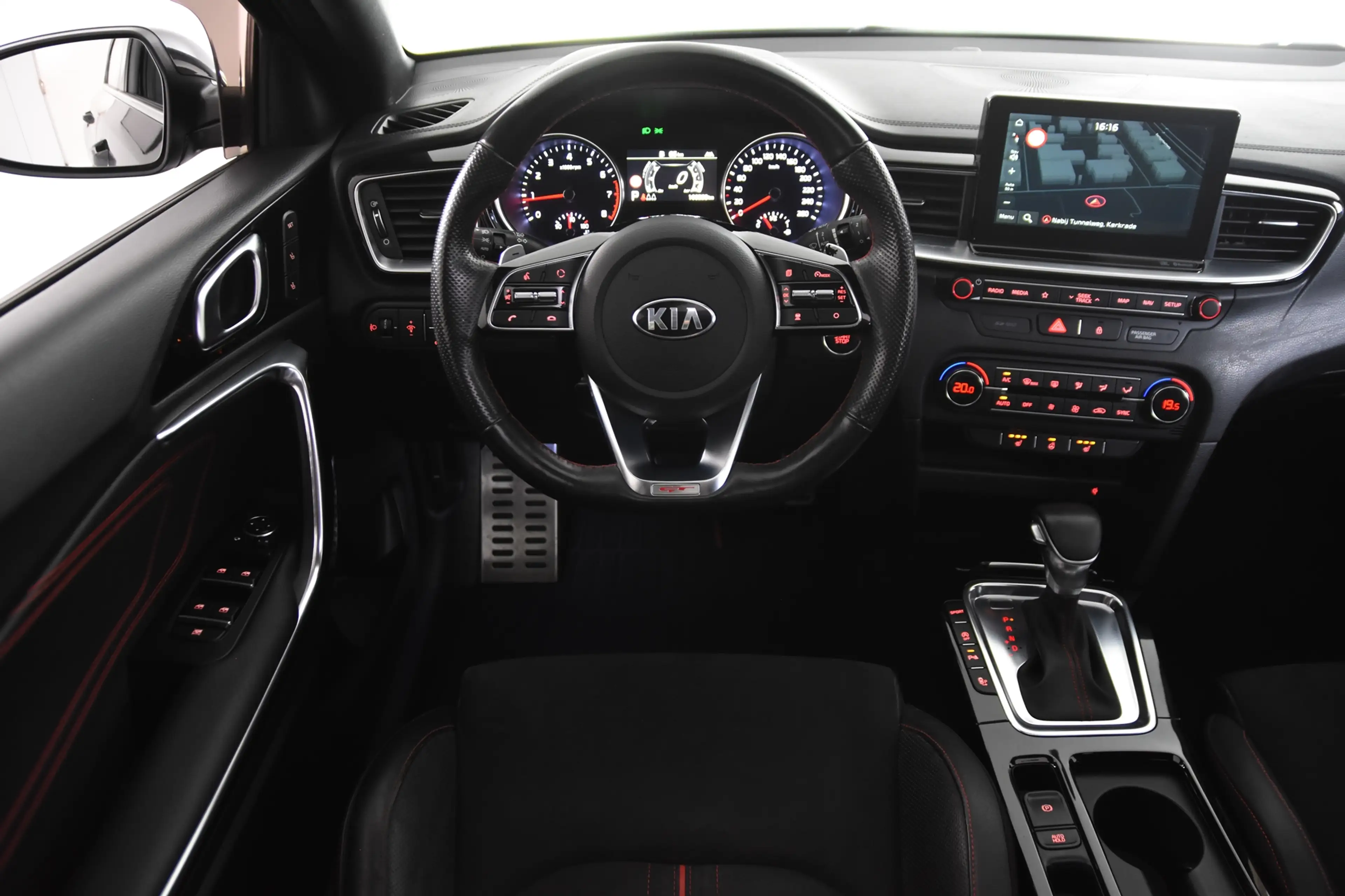 Kia ProCeed / pro_cee'd 1.6 T-GDI GT *Full-options* — photo 15