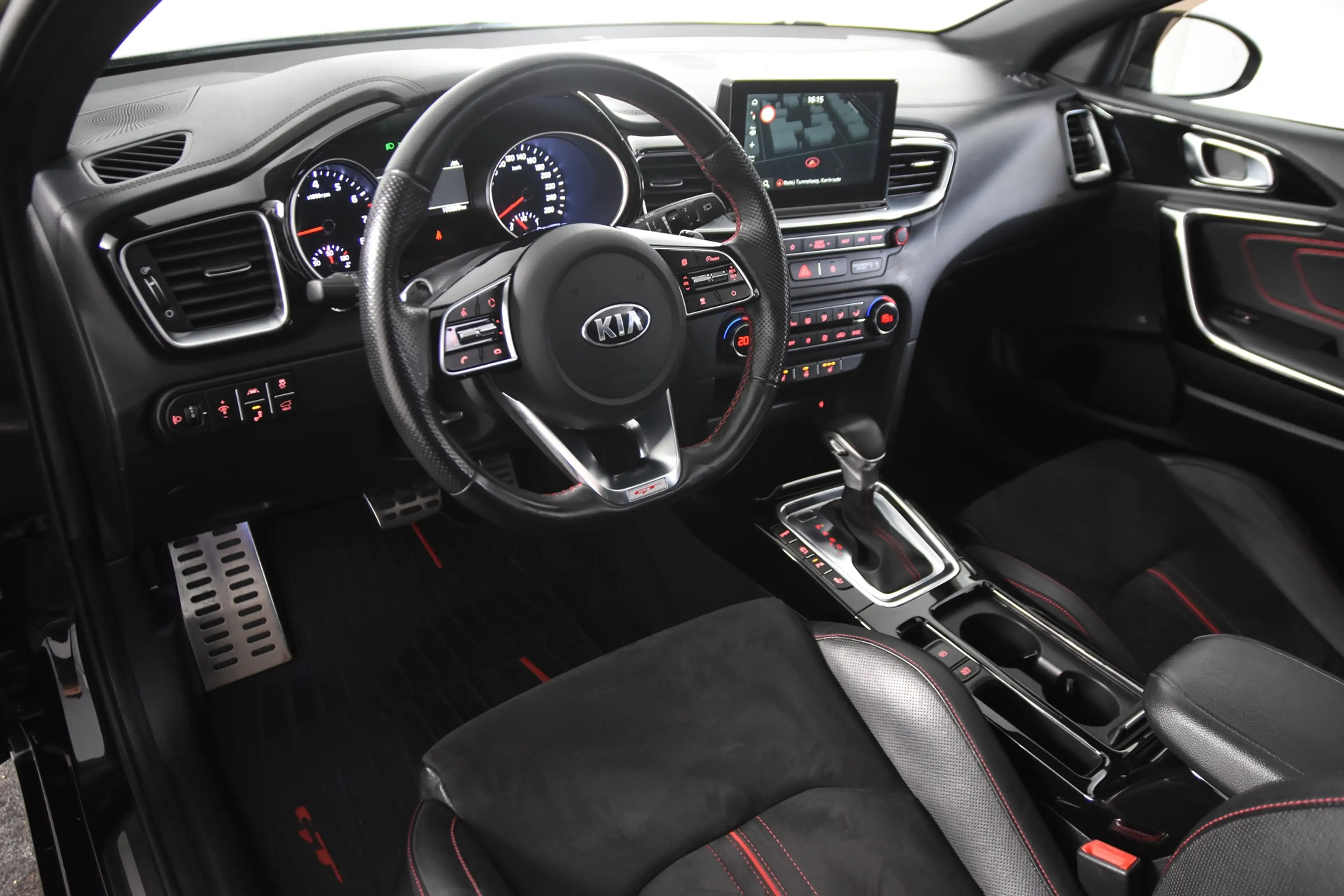 Kia ProCeed / pro_cee'd 1.6 T-GDI GT *Full-options* — photo 2