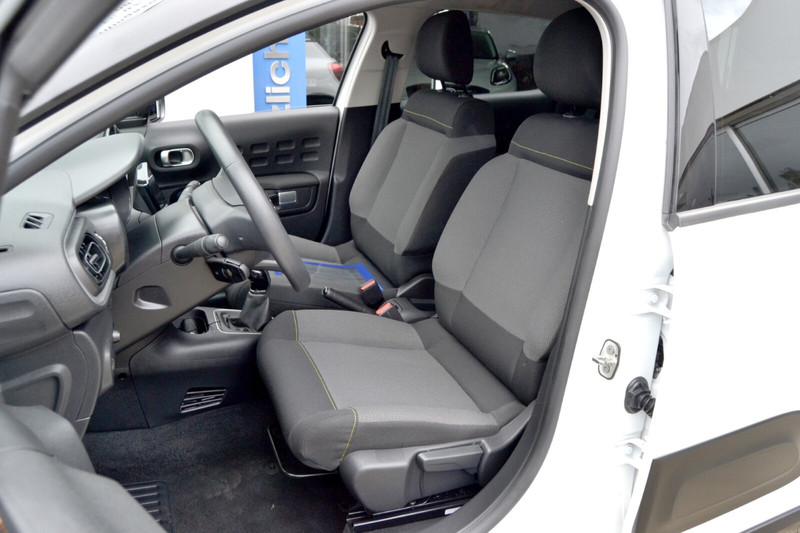 Citroen C3 C3 1,2 Shine AutoAC LMF USB+DAB eFH LED PDC — photo 9
