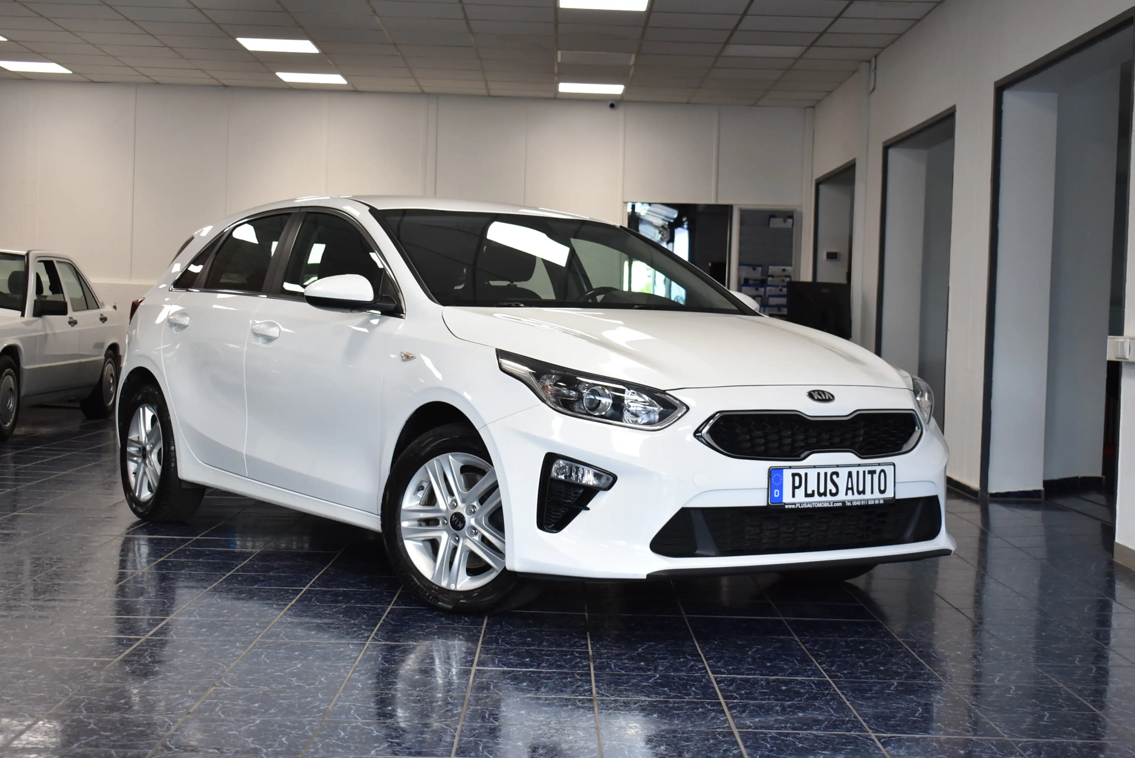 Kia Ceed / cee'd Lim 1.6 CRDI Vision Navi Kamer Temp 1-Hand