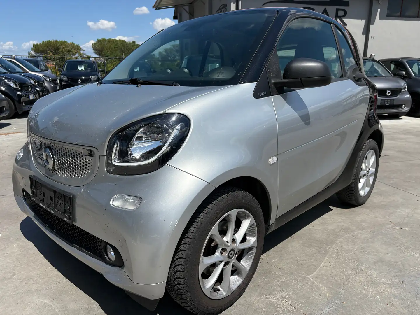smart forTwo Fortwo 1.0 Passion 71cv twinamic Argento - 1