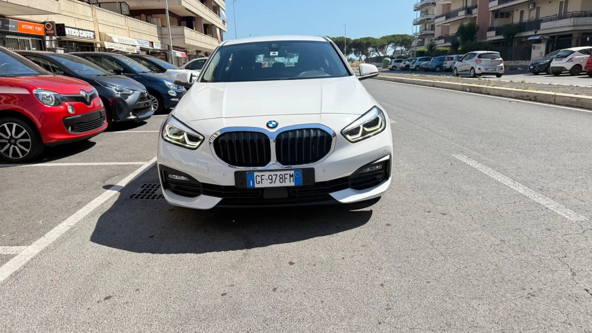 BMW 118 118d 5p.  Advantage COCKPIT LED NAVI CERCHI 18 PDC Fehér - 1