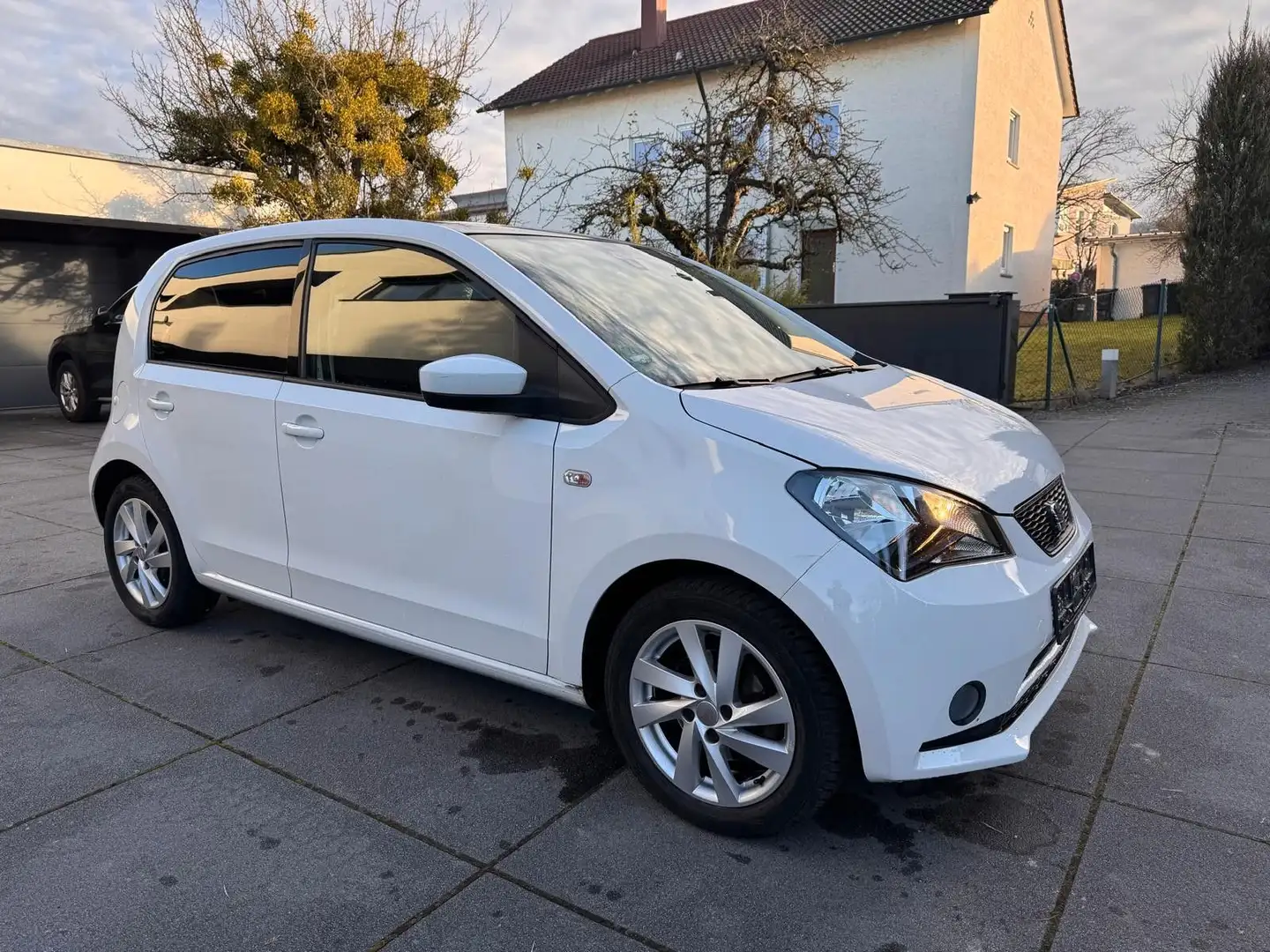 SEAT Mii Style**1.HD/OMAS SCHÄTZLE** Weiß - 2