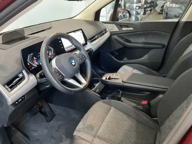 BMW 2 Series view 3