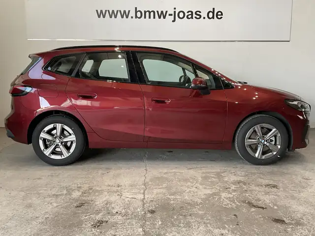 BMW 2 Series view 10
