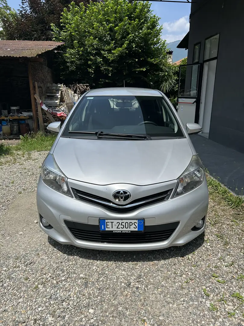 Toyota Yaris 5p 1.4 d-4d c/vsc+trc - 1