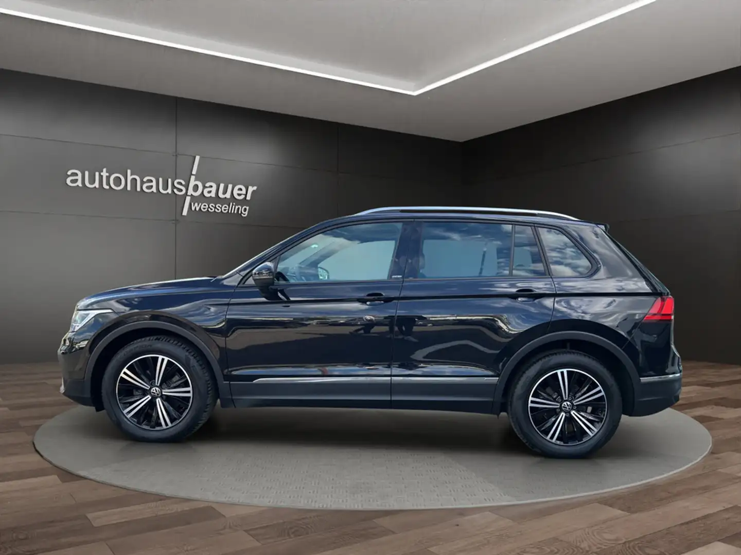 Volkswagen Tiguan 1.5l TSI United *NAV,APP, DigCockPro,Assist.Paket, Schwarz - 2