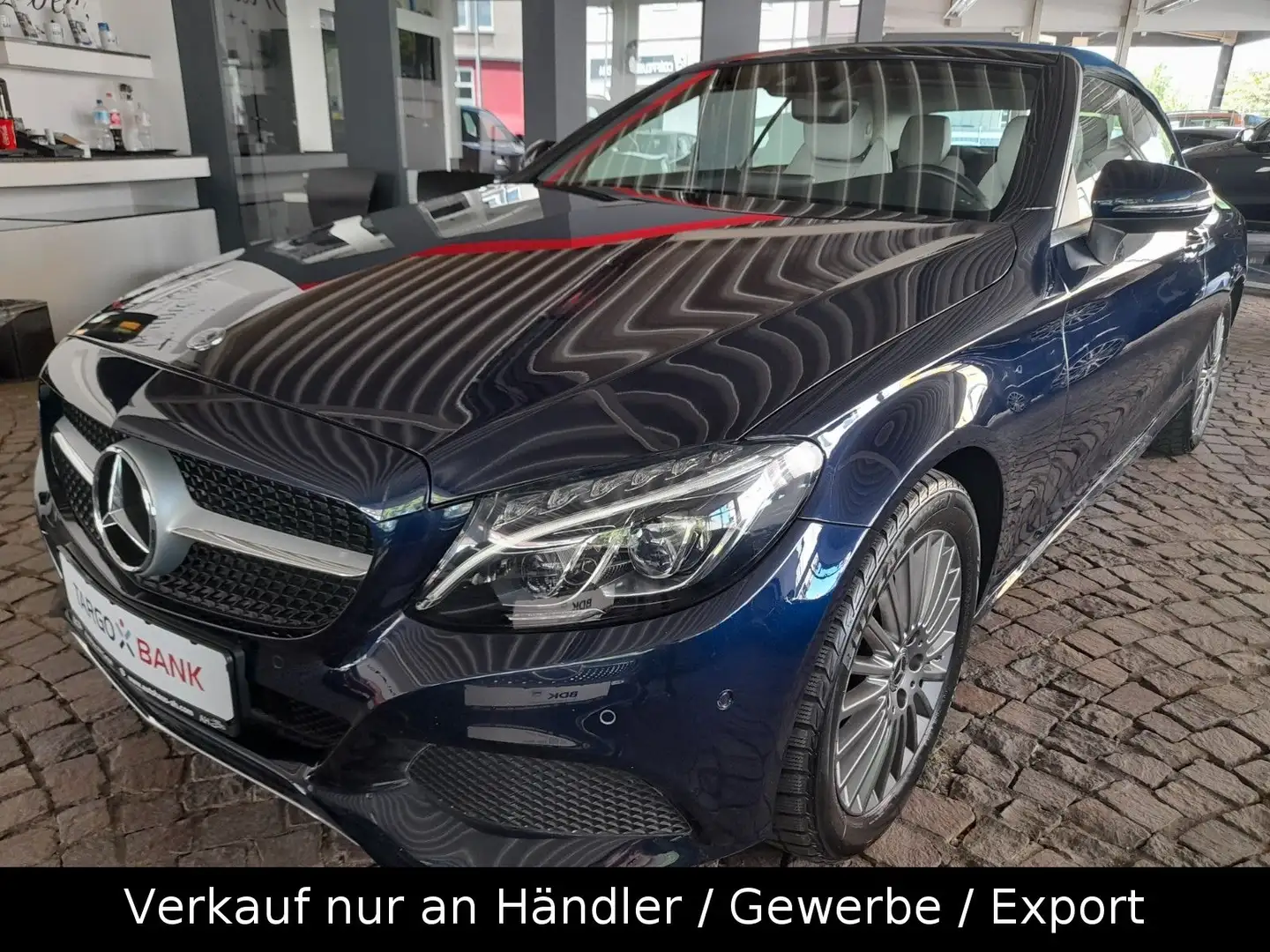 Mercedes-Benz C 250 C -Klasse Cabrio C 250 Niebieski - 1