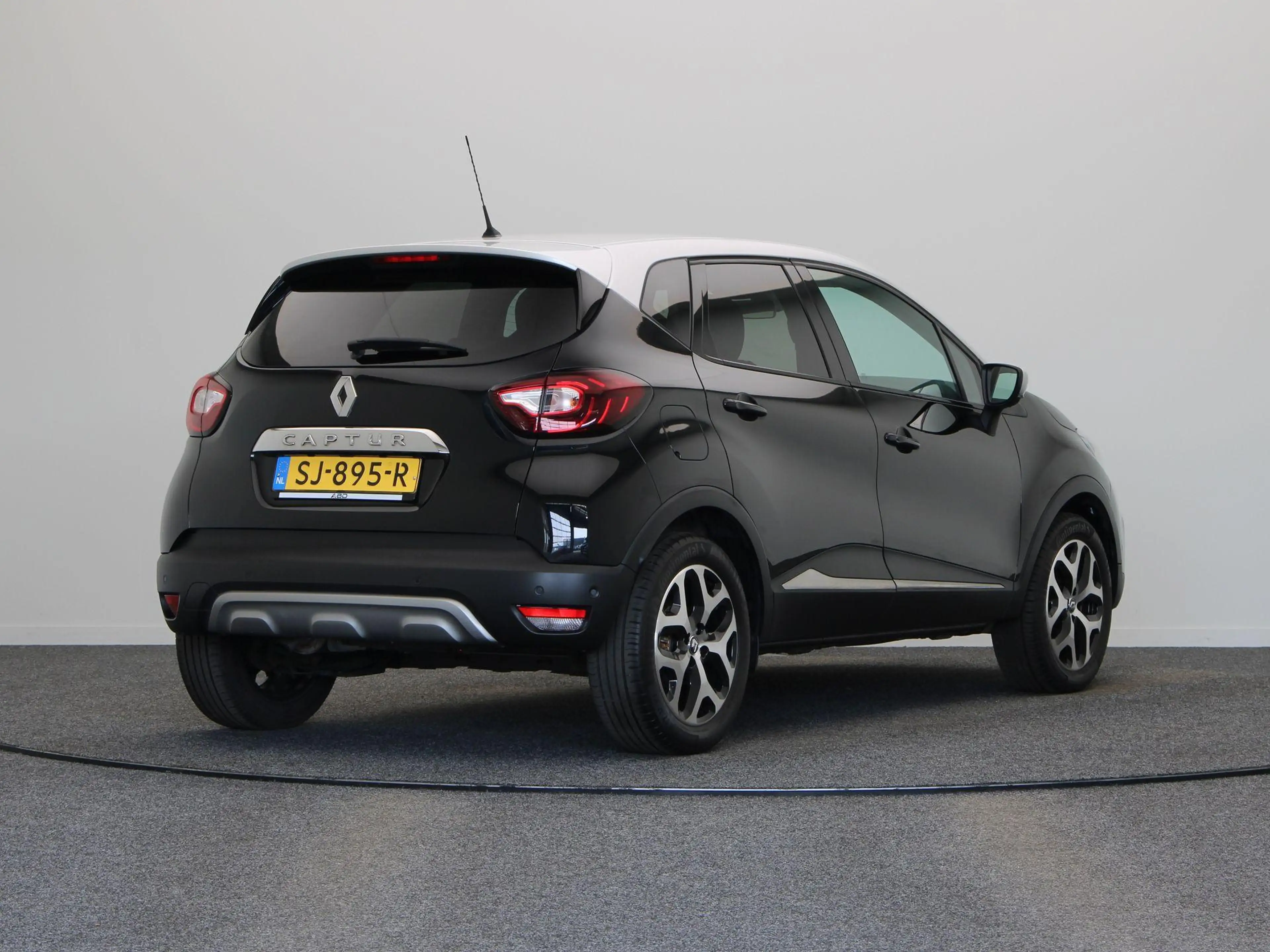 Renault Captur TCe 120pk Intens | Achteruitrijcamera | Climate co — photo 11