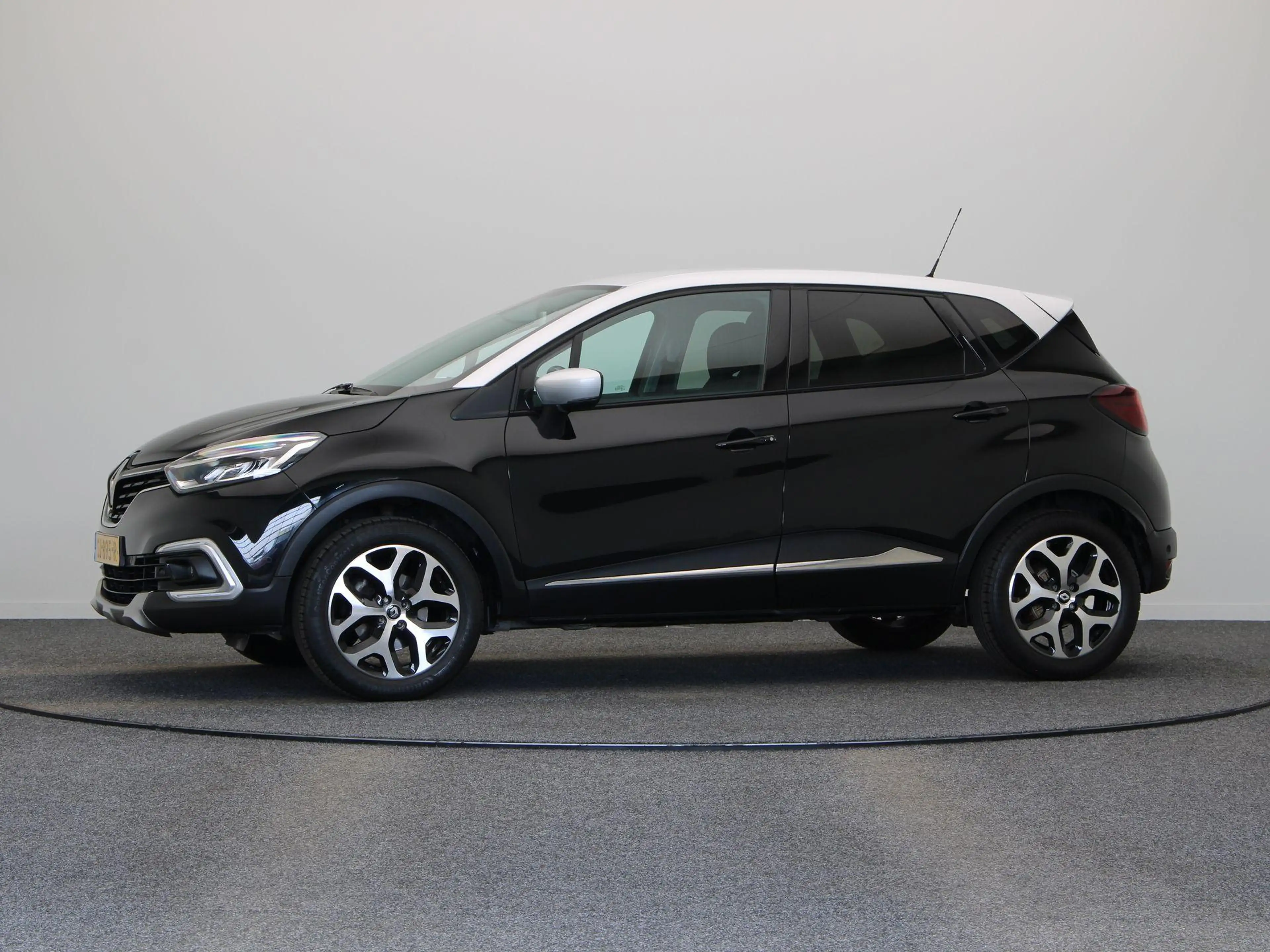 Renault Captur TCe 120pk Intens | Achteruitrijcamera | Climate co — photo 12